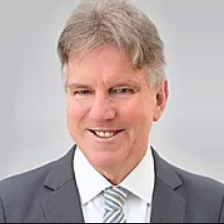 Greg Maguire, Principal